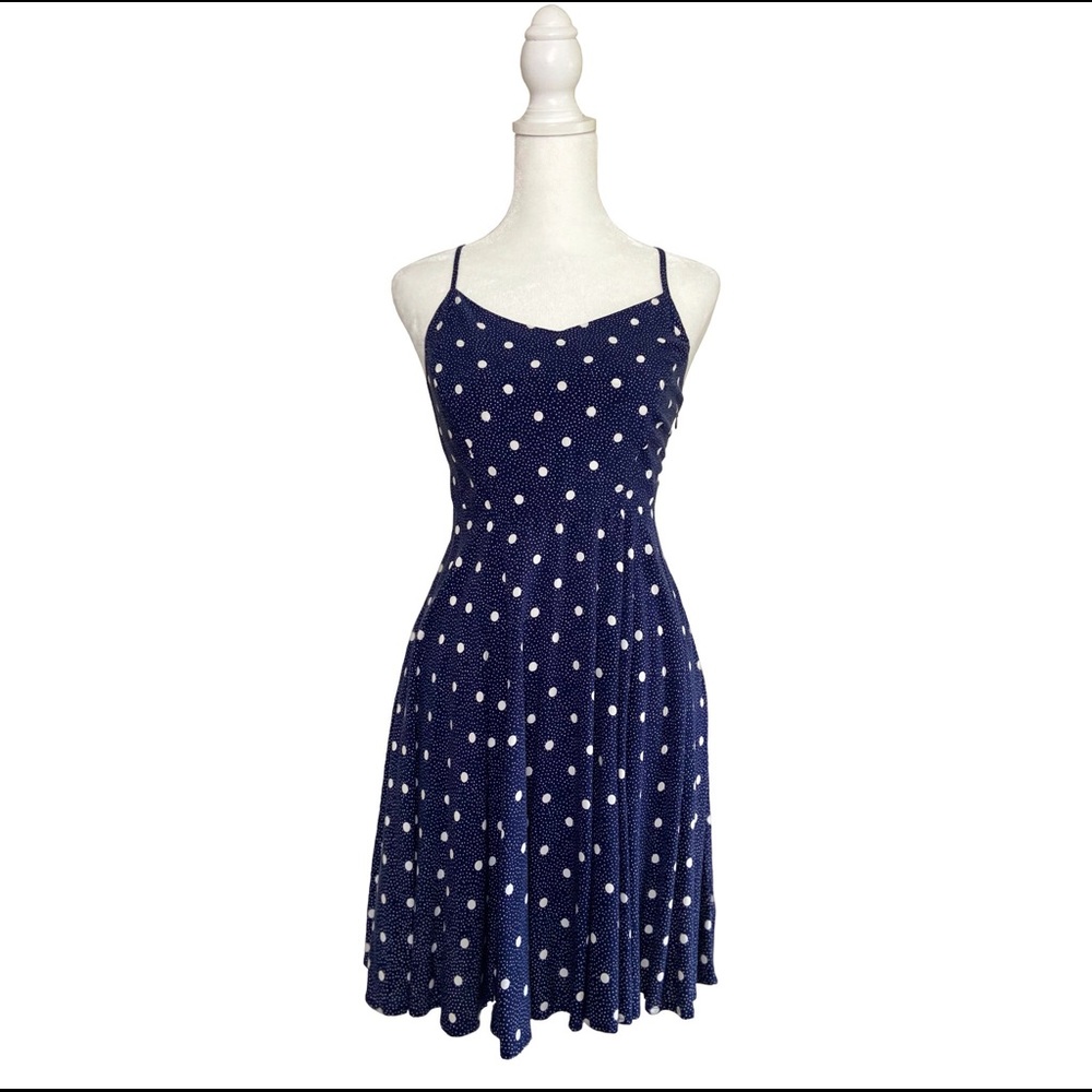 Old Navy dress size XS.